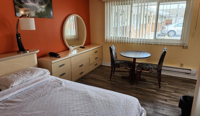 Sunparlor Motel