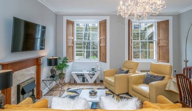 Superb 3Beds House in Chic area of the City Centre - Pass the Keys