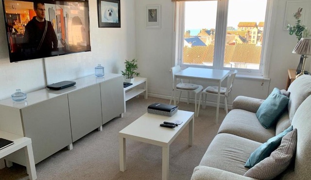 Superb One Bedroom Getaway in Dysart Kirkcaldy