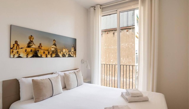 SUPERIOR 4 BEDROOM APARTMENT