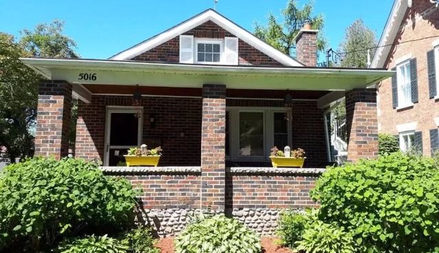 Susan's Sanctuary Bed & Breakfast
