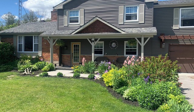 Sweet Garden Retreat