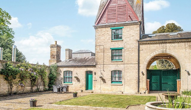 Symond House-UKC5530