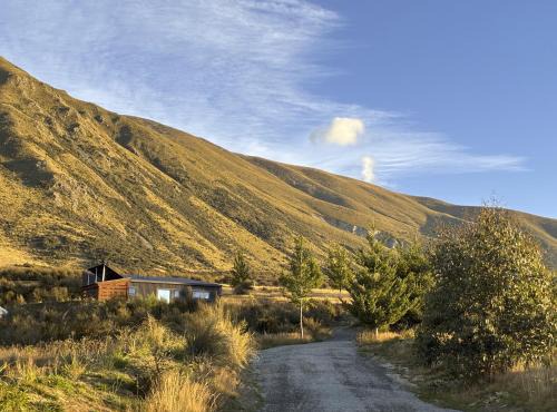 Te Manahuna Retreat - Luxury Cabin