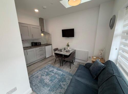 The Annexe - Macaulay Letting