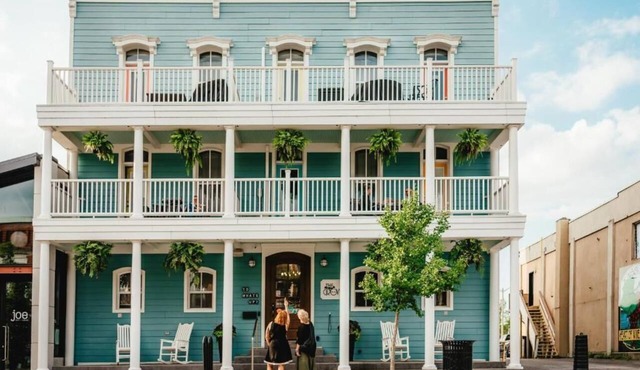 The Grove Hotel