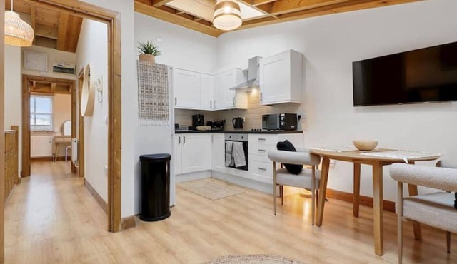 The Hoxton Loft - top floor Shoreditch apartment