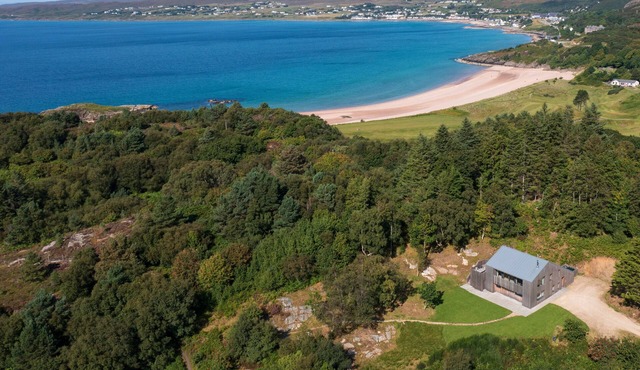 The Lighthouse, Gairloch - Vrbo Holiday Home of the Year 2026