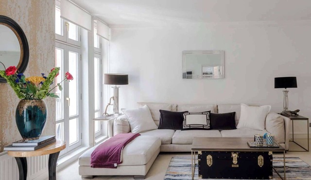 The Mayfair Muse - by Out of Office Lifestyle