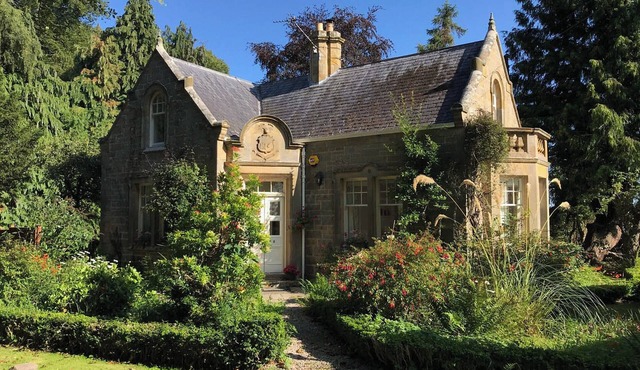 This property is suitable for everyone from young families to couples.