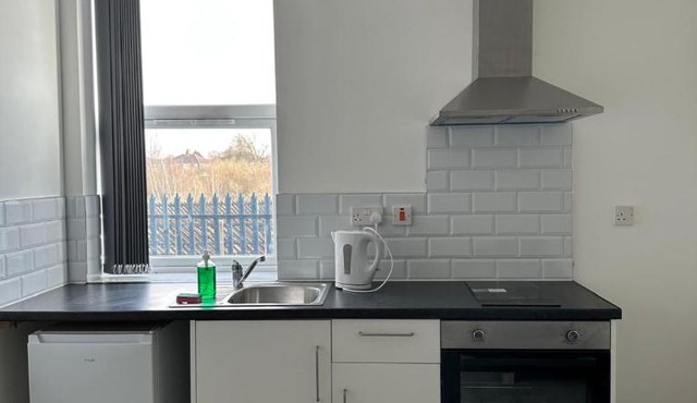 Train Station Apartments- 2 Beds-1 Beds