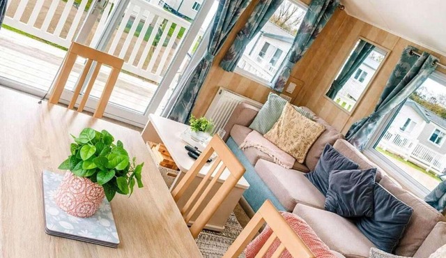 Tranquil Caravan Retreat in Ayrshire