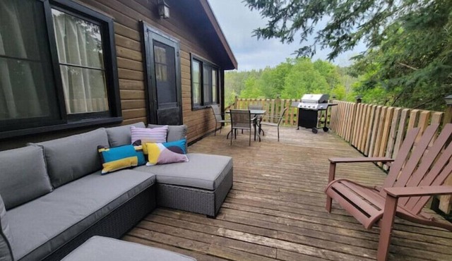 Tranquil Off-Grid Oasisn