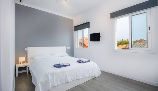 Triple room Nº10' with Shared Terrace, Wi-Fi and Air Conditioning