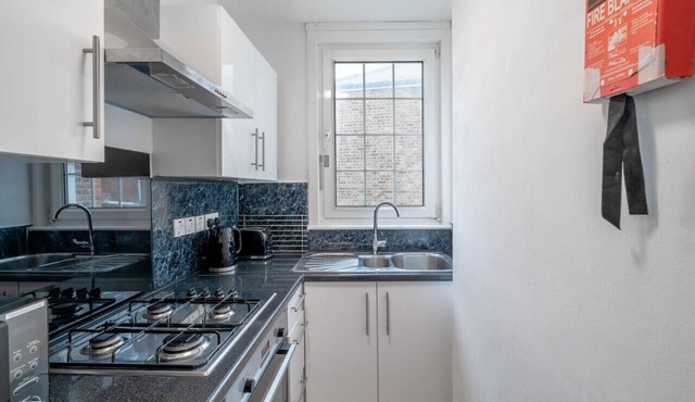 Uksas Cozy one bedroom Flat free parking
