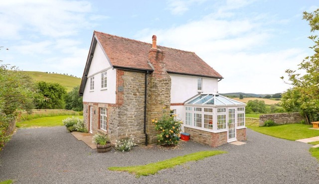Upper Pitts Farm, Knighton