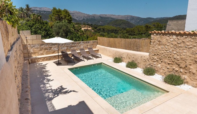 Vacation Home "Cas Suis 9" with Pool, Mountain View, Wi-Fi