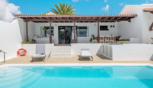 Vacation Home 'Casa Carmen - Comfort and Privacy' with Sea View, Private Pool and Wi-Fi