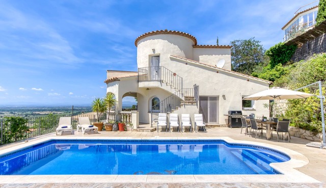 Vacation home Golden by Interhome