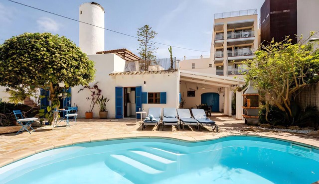 Vacation Home "Molino Son Moll" with Pool, Wi-Fi, Balcony, Garden & Terrace