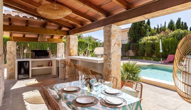 Vacation Home 'Villa Santa Lucia' with Private Pool, Terraces and Wi-Fi