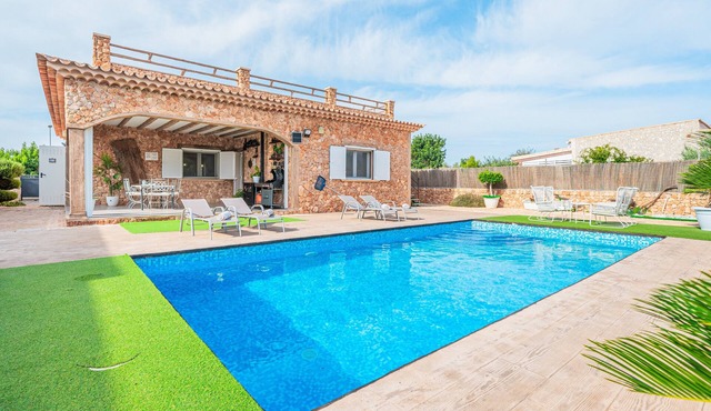 Vacation Home "Villa Sueños" with Private Pool, Private Terraces & Wi-Fi