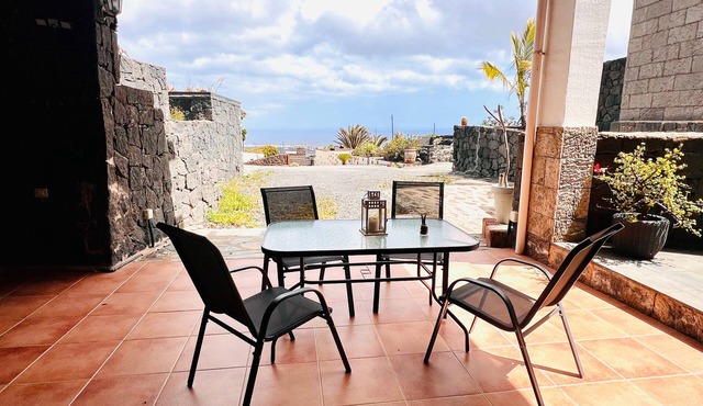 Vacation 'La Majada De Machín' with Sea View, Wi-Fi and Air Conditioning