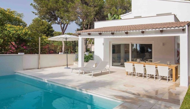 Villa Alegría | Sun-Soaked | 5★ Location | Pool