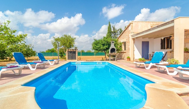VILLA CÉSAR - Villa with private pool and free Wifi in Campos
