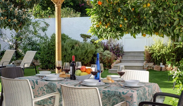 Villa Conchita By Seric, 15 'walking to the beach