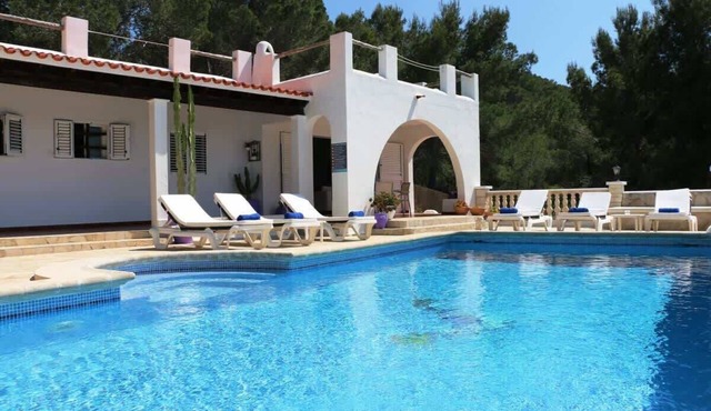 Villa Es Cuco | Stunning Views | Pool, Wifi & Ac