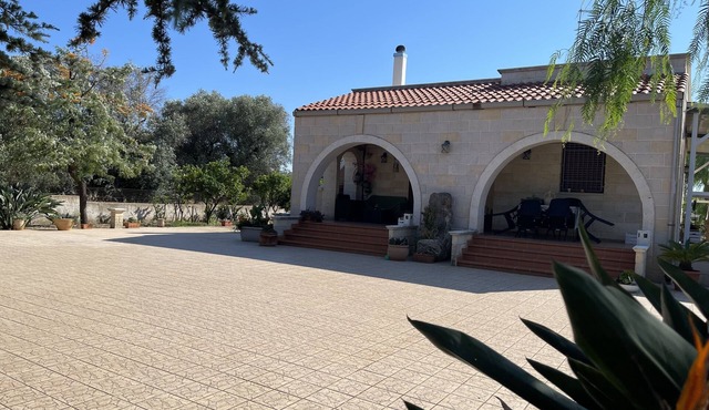 Villa Gemma, just 9 km from the sea