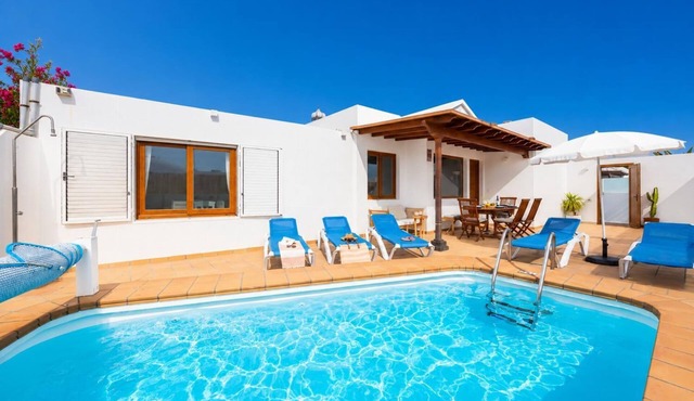 Villa Haria - Three Bedroom Villa, Sleeps 6