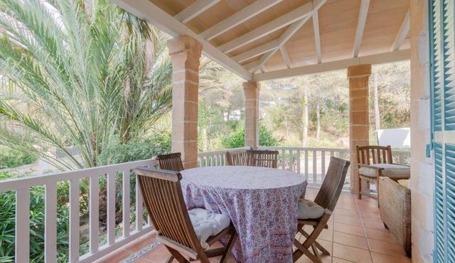 Villa Herdain, three bedrooms, air conditioning, pool, very close to the beach