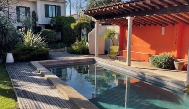 Villa Impressionniste, in the heart of Montpellier with swimming pool and tropical garden