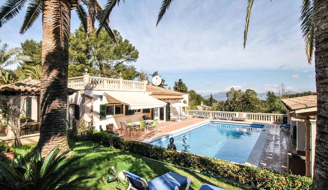 Villa in Alcudia with swimming pool