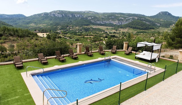 VILLA ISLA-IDEAL FOR FAMILIES -FREE WIFI -BBQ-CHILDREN'S AREA- ECOLOGICAL HOUSE