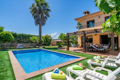 Villa Jaruco Lux Piscina Privada Familiar BBQ Aire Acondicionado
