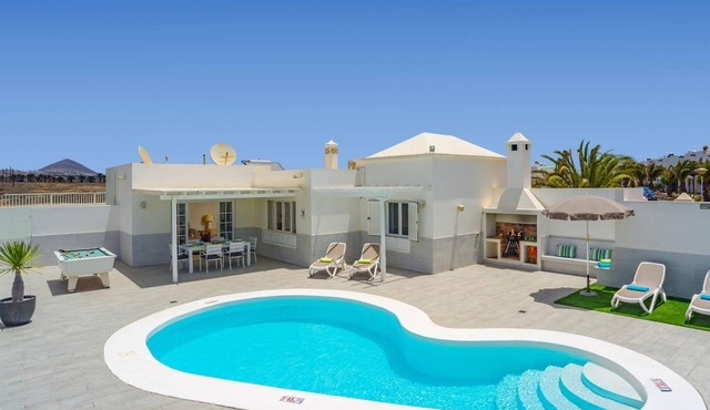 Villa Joanna Sol by Villa Plus