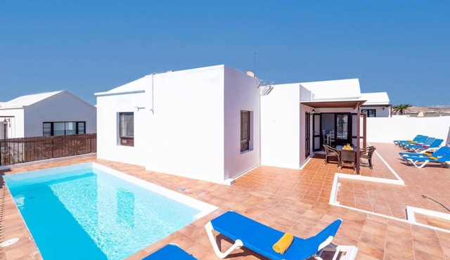 Villa Kanak by Villa Plus