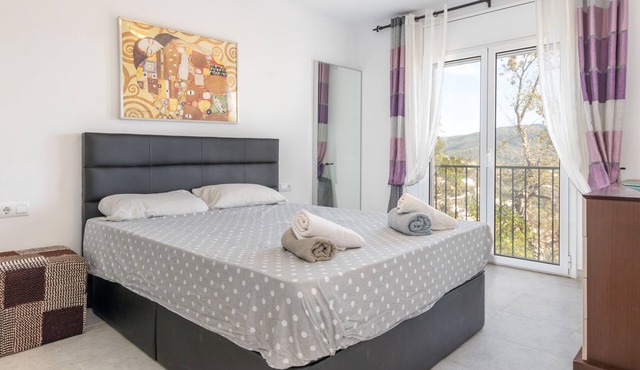 Villa "Kristi" with Private Pool, Sea View & Wi-Fi