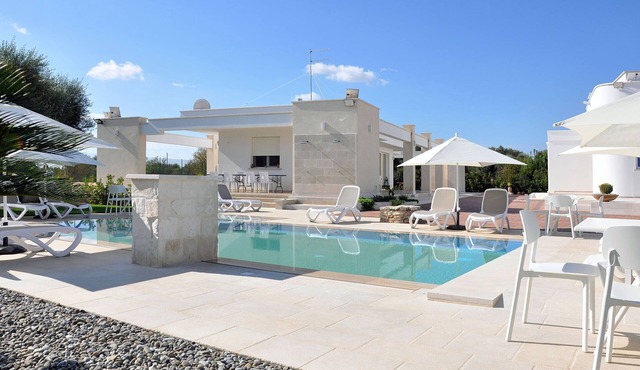 Villa Luce Relax by BarbarHouse