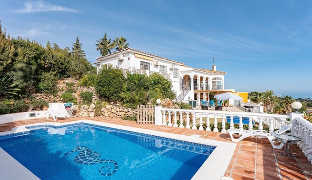 Villa Mágica – Private Pool & Sea View Villa for 8 in Benalmádena