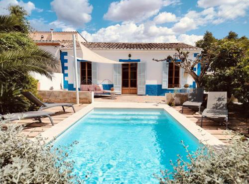 Villa Palma - Establiments by PriorityVillas