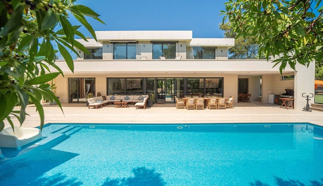 Villa SP1 Suites Santa Ponsa pool wifi