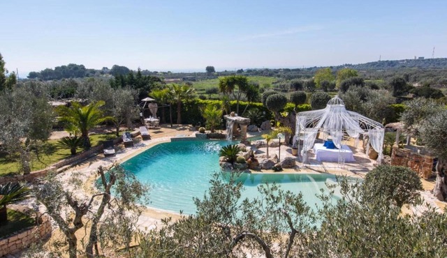Villa 'Tiziana' with Sea View, Wi-Fi and Air Conditioning
