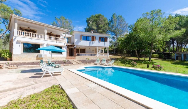 Villa with private pool
