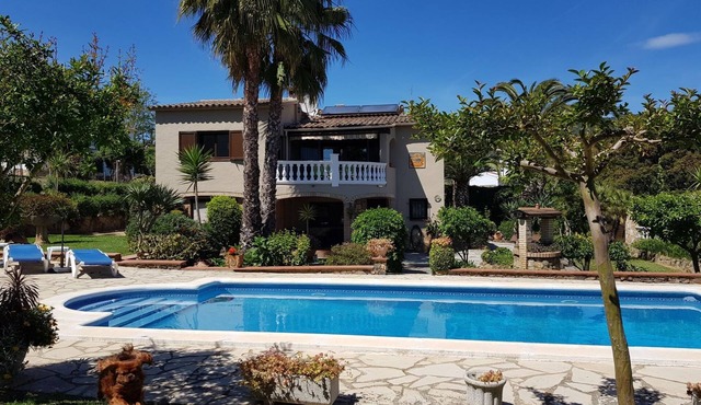 Villa Xarbi by Costabravaway