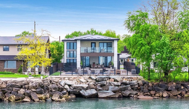 Vogue Vista Estate Lake House Pool Reopens May 1st