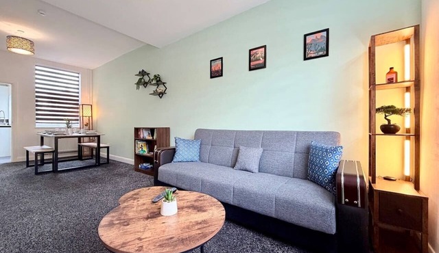 Ward House - Contractors or Family Holidays